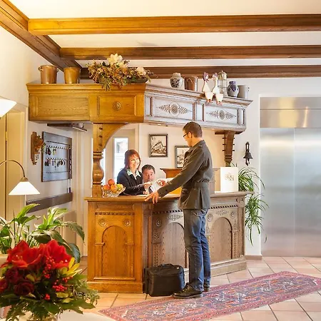 & Restaurant Grotehof Minden (North Rhine-Westphalia)